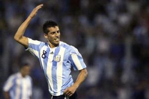 p>何塞·索萨(josé sosa),1985年6月19日出生,阿根廷足球运动员,司