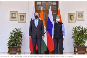俄罗斯外交部长拉夫罗夫与印度外交部长苏杰生(报道截图)据
