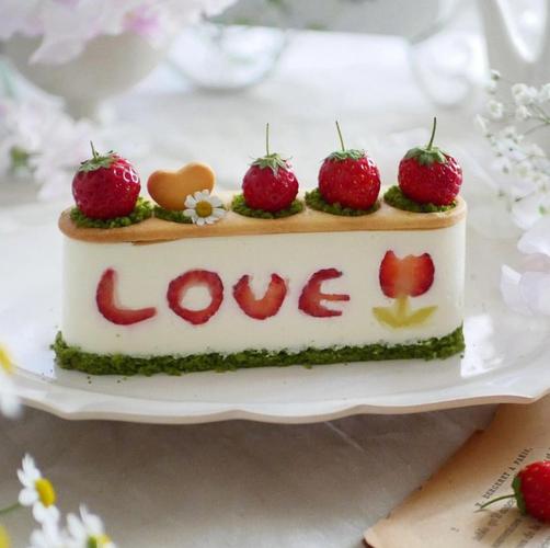 高颜值方形蛋糕甜品把水果和爱融入其中00